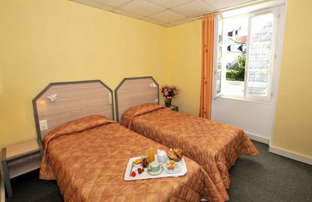 Le Compostelle Hotel Vezelay Bilik gambar